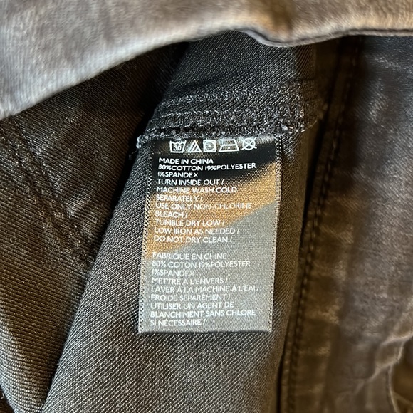 Urban Outfitters I BDG I Flat Front Flared Black Denim Jeans - Picture 8 of 9